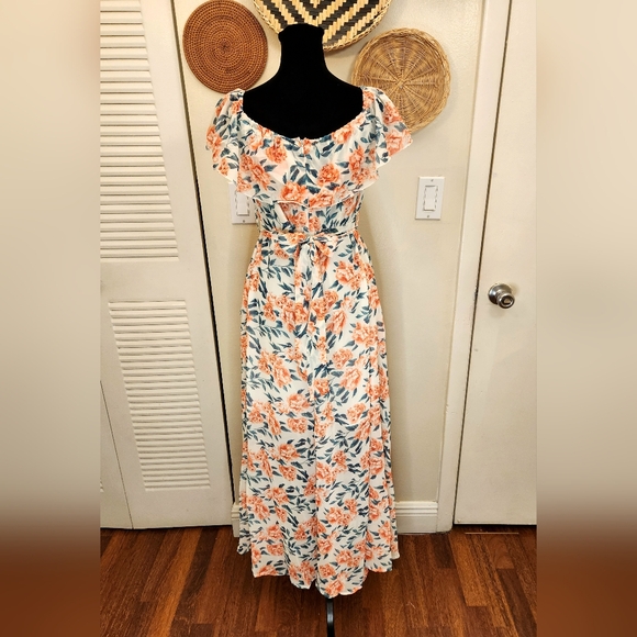 LAST ONE! Off The Shoulder Floral Maxi Dress - Picture 8 of 12